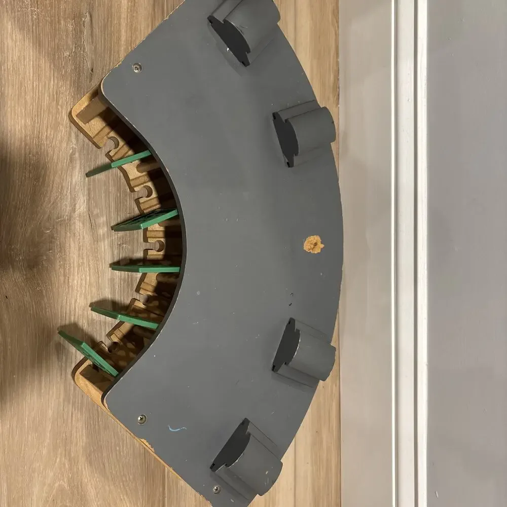 THOMAS & FRIENDS WOODEN RAILWAY ROUNDHOUSE 99320